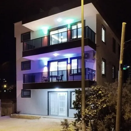 3+1 Kalkanda 6 Kisilik Denize Yakin Daire Apartment Kas